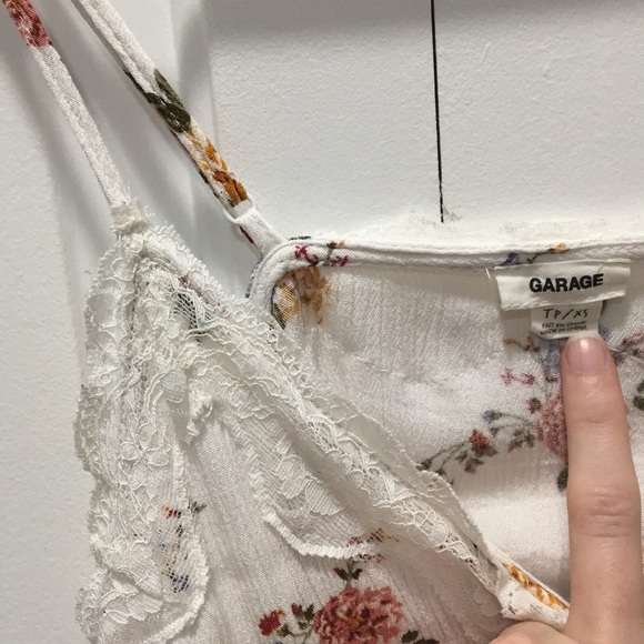 Floral crop top - Picture 1 of 4